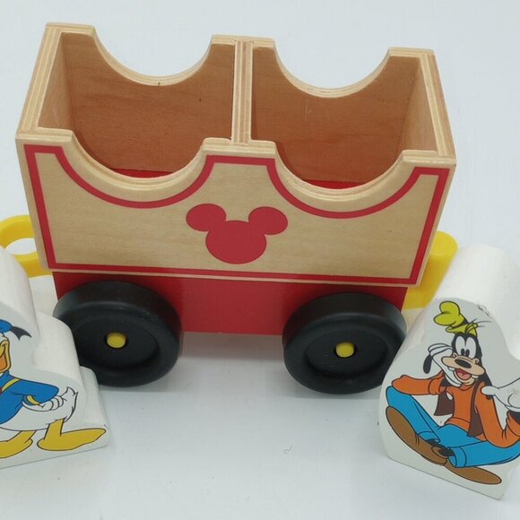 Melissa & Doug Disney Wood Train & 5 Characters Mickey Minnie Toddler Kids - Picture 14 of 16